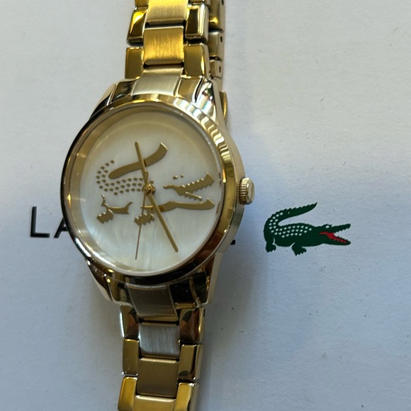 Lactose Watch with 30mm White Perl Face with Golden Bracelet